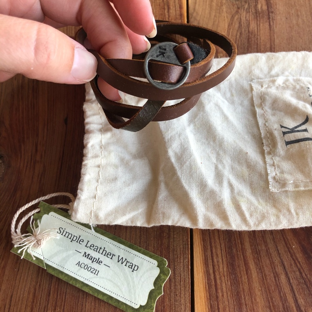 NWT Jewel Kade Simple Leather Wrap Bracelet
